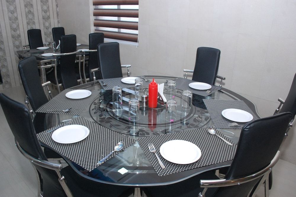 undefined Hotel Shree Pratham Milan 3