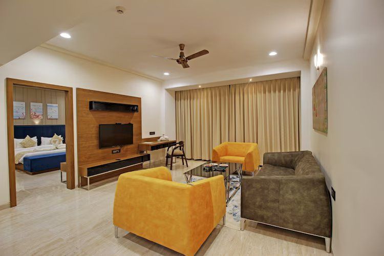 Regal Suite