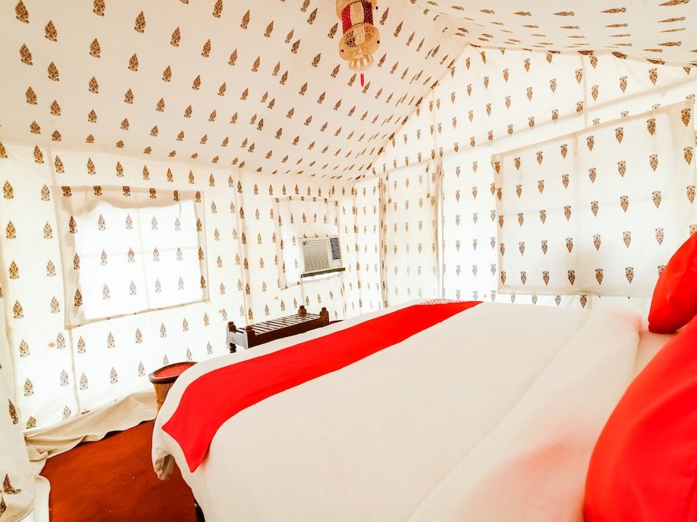 undefined OYO 42224 Royal Tent Pushkar 8