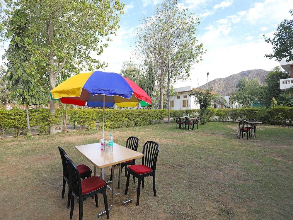 undefined OYO 10936 Rajasthan Resort 8
