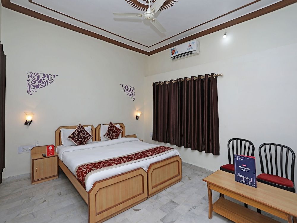 OYO 10936 Rajasthan Resort Double or Twin Room 10