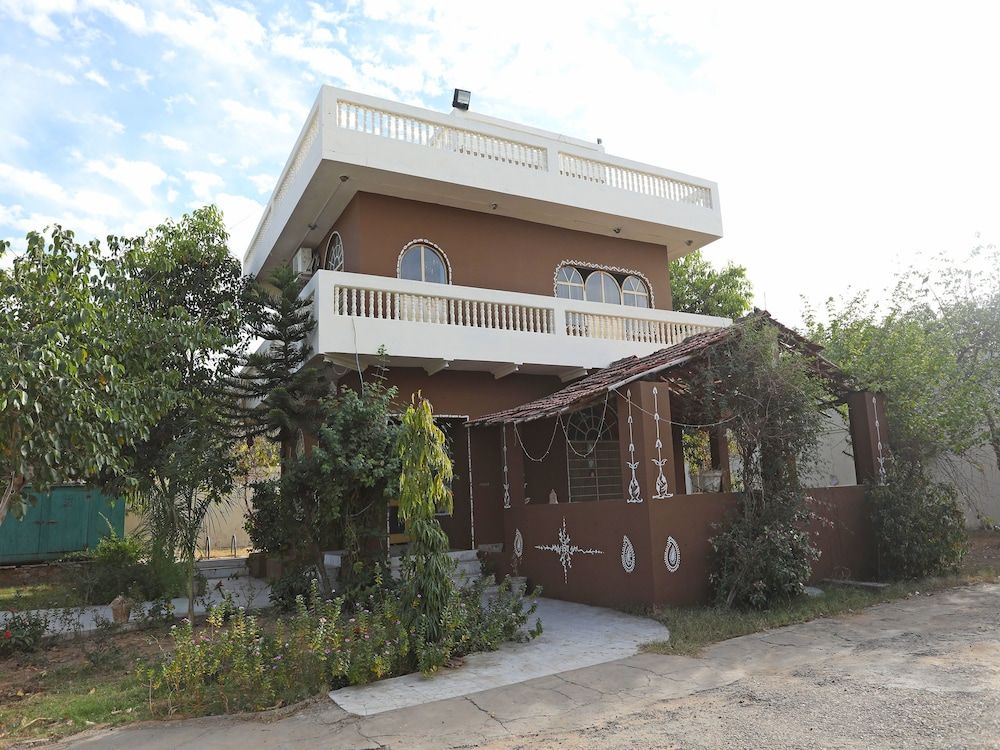 undefined OYO 10936 Rajasthan Resort 2
