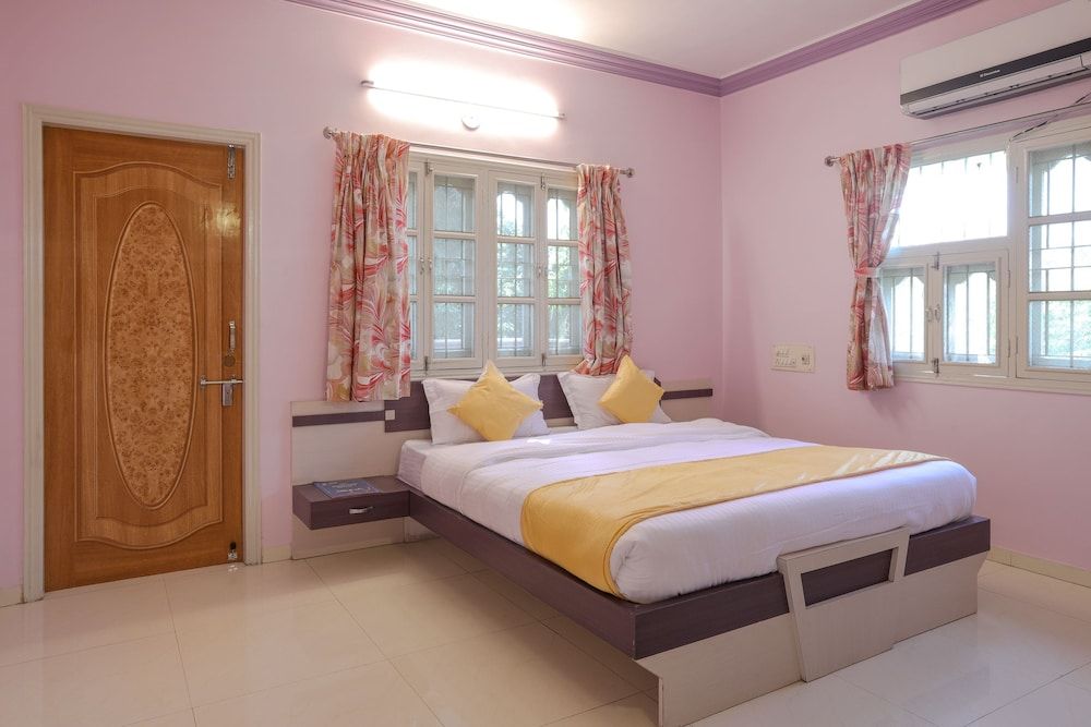 OYO 10031 Wind Chimes Boutique Guest House Double or Twin Room 7