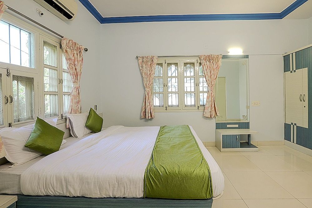 OYO 10031 Wind Chimes Boutique Guest House Double or Twin Room 16