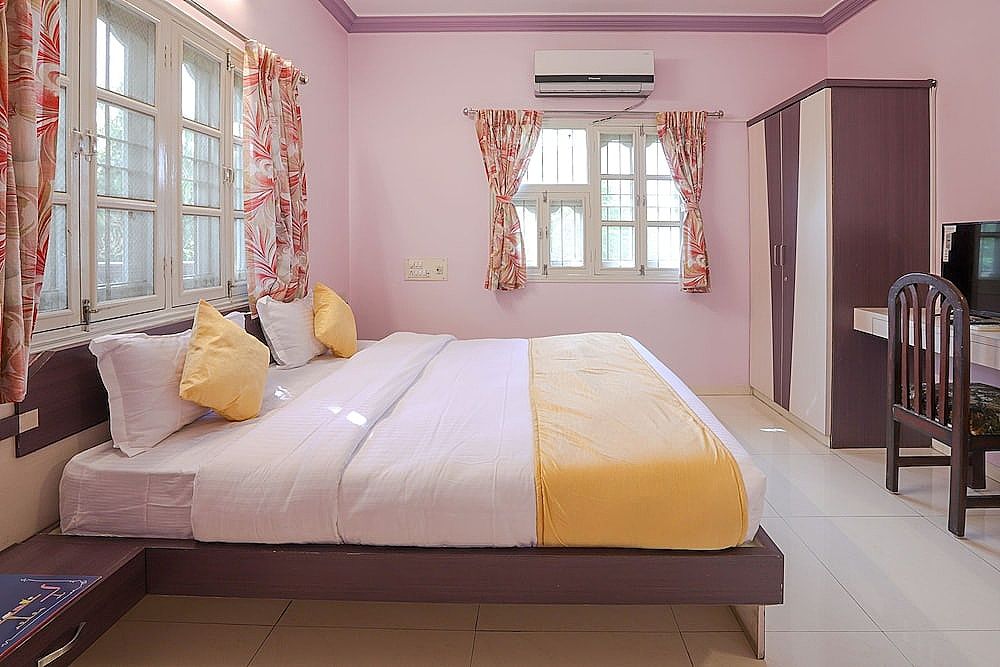 OYO 10031 Wind Chimes Boutique Guest House Double or Twin Room 2