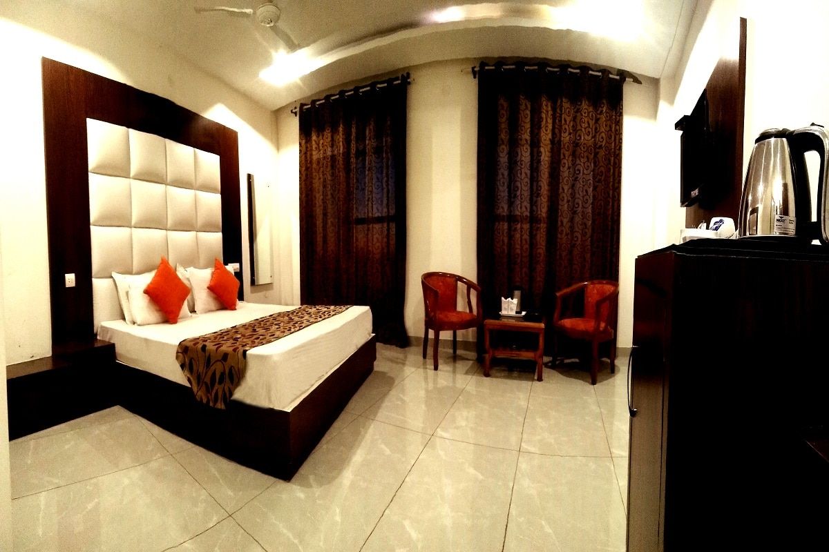 Super Deluxe Room A/C