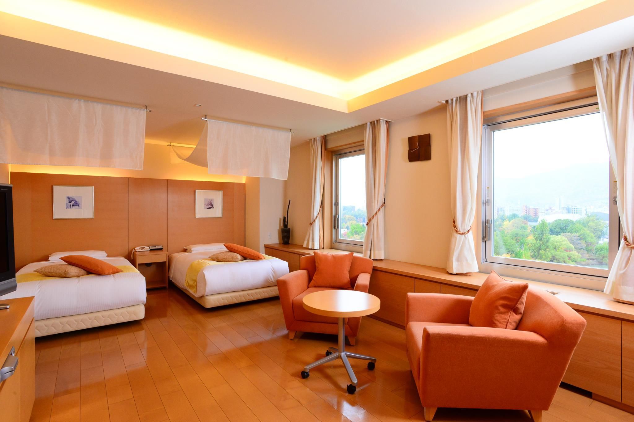 Premium Twin Room with Extra Bed