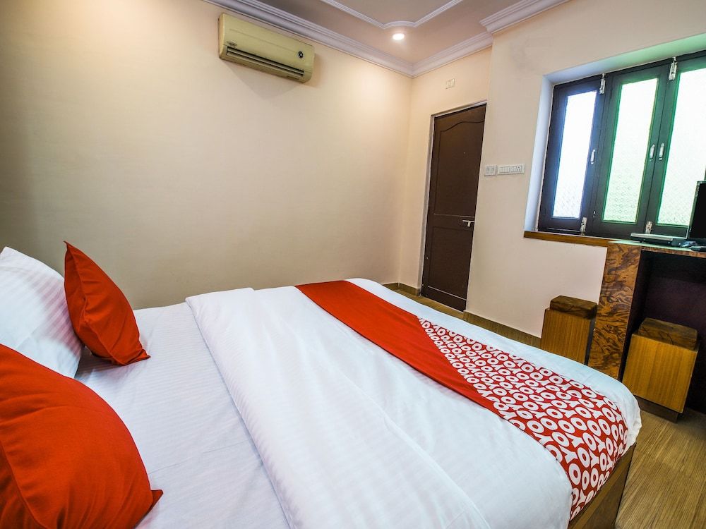 undefined OYO 13935 Hotel Shree Celebration 8