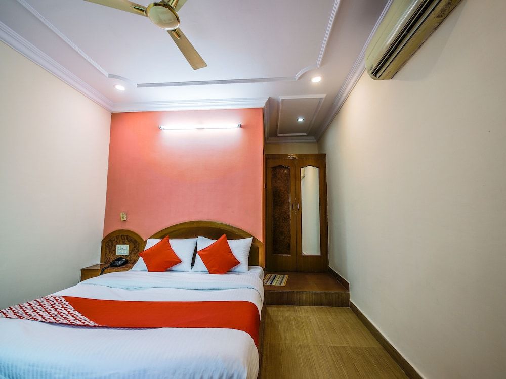 undefined OYO 13935 Hotel Shree Celebration 5