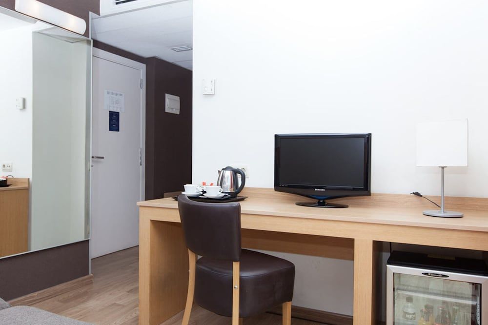 undefined Hotel Sagrada Familia 10