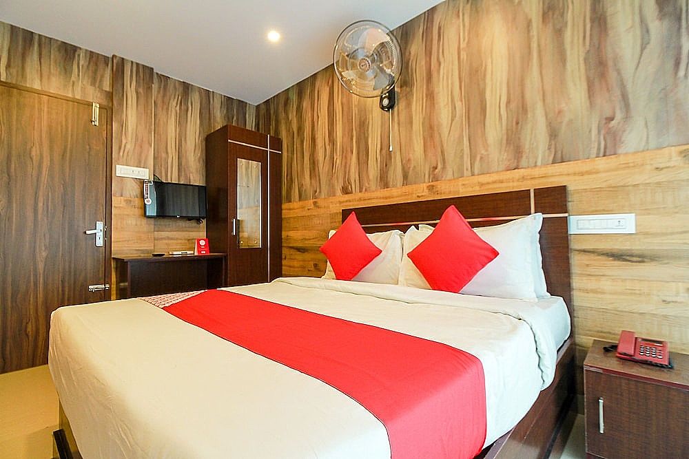 undefined OYO 26990 Hotel Ivory Grande 10
