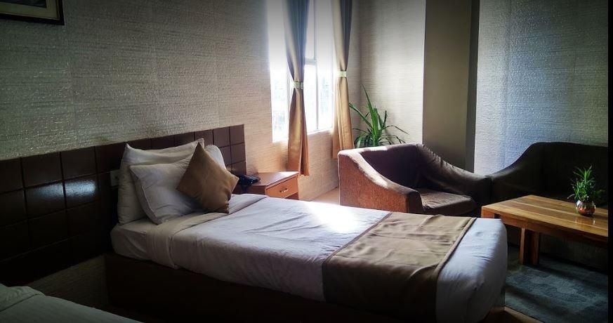 undefined Hotel Esquire 10