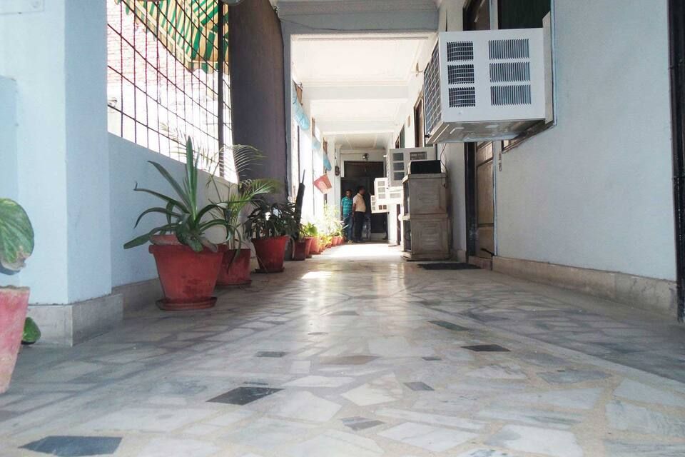 undefined Hotel Esquire 7