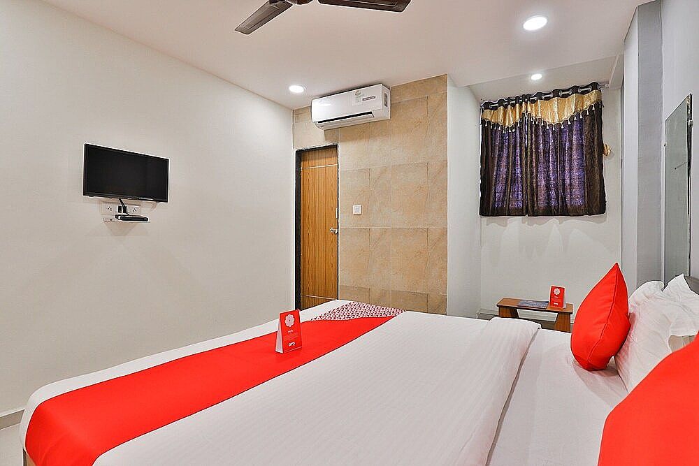 OYO 16675 Hotel Krishna Inn Standard Double Room 3