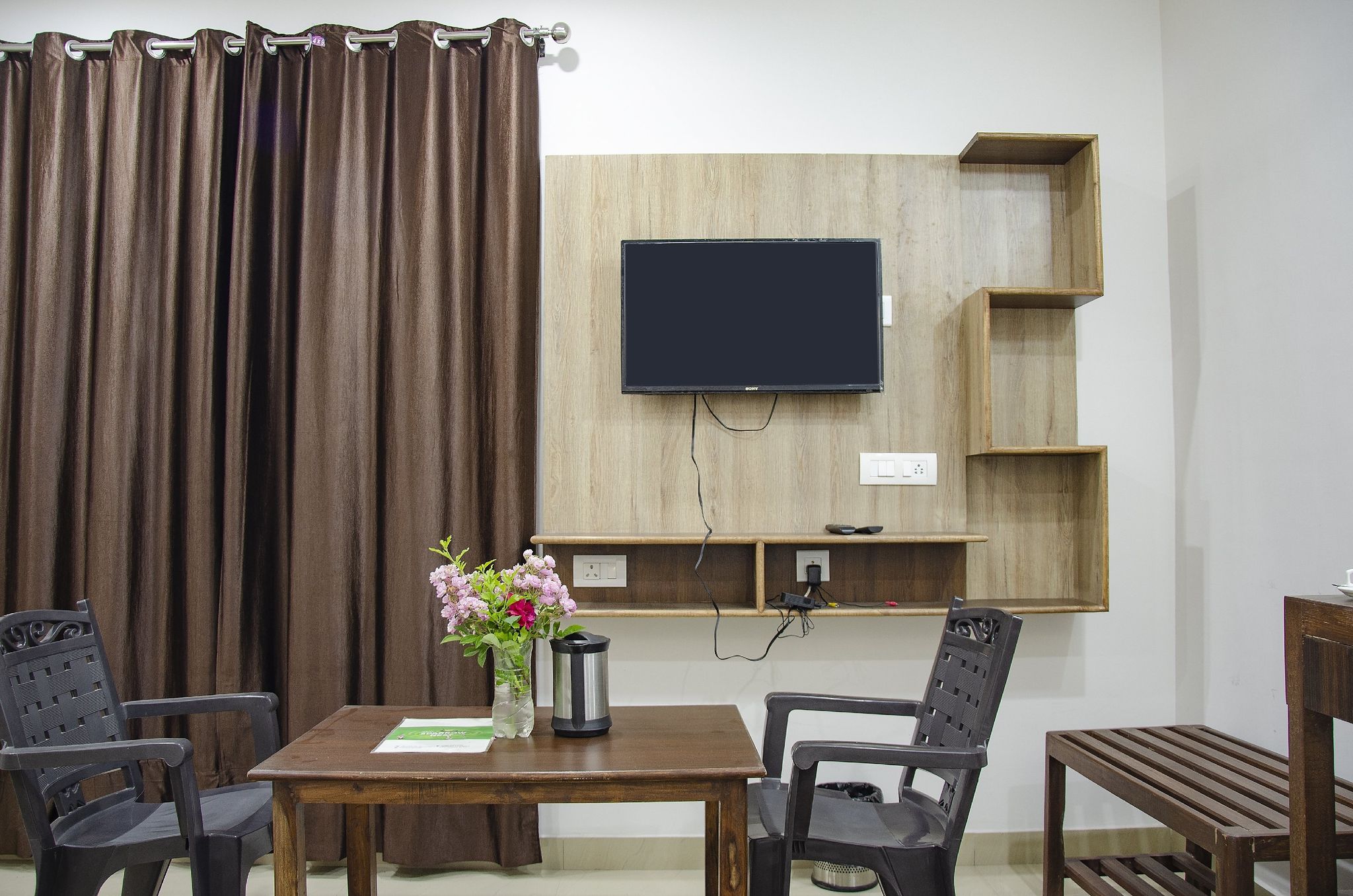 Deluxe Non View Room