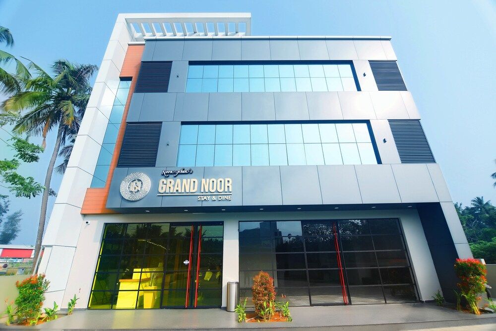 undefined Noorjehans Grand Noor 7