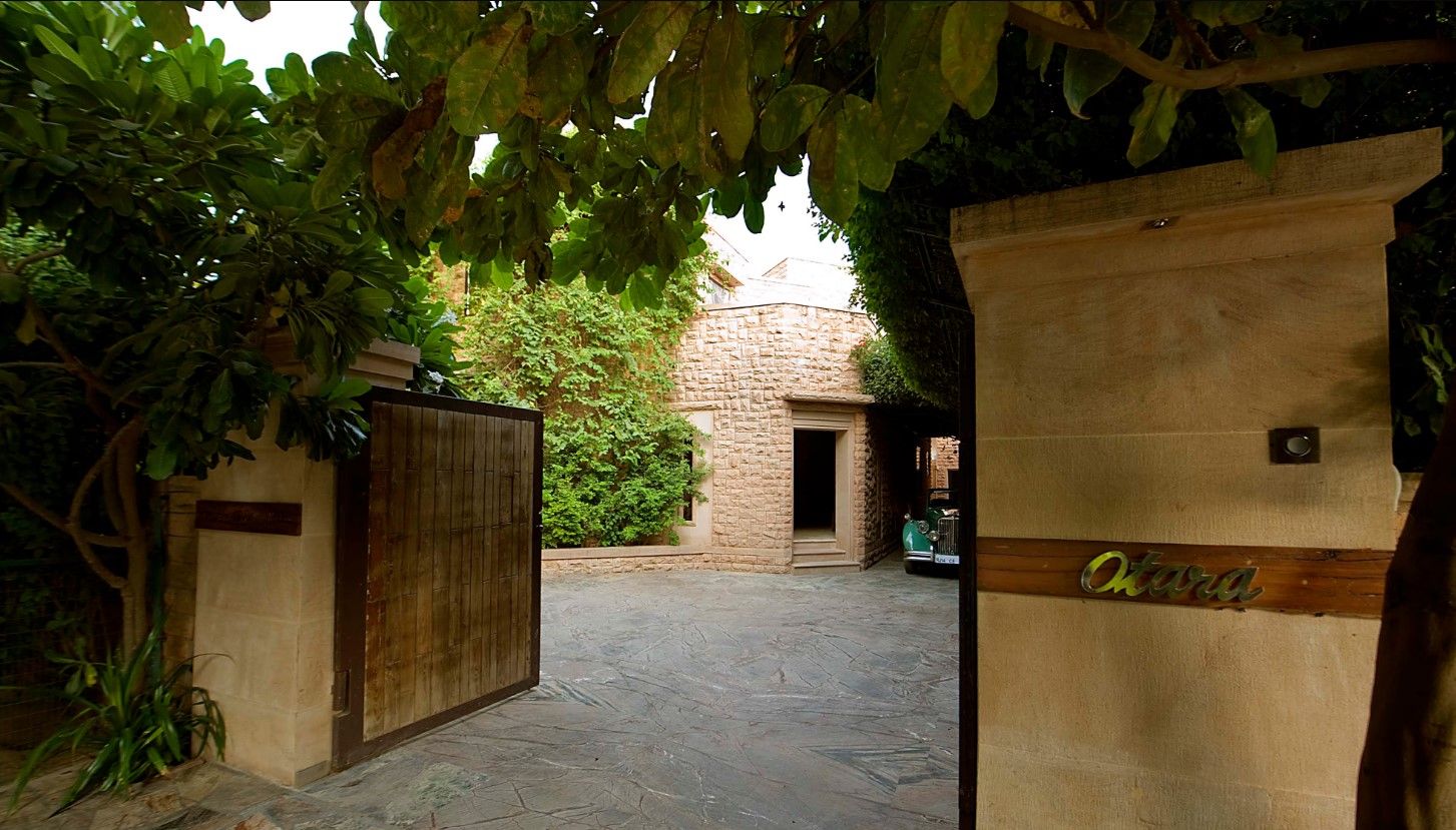 Otara (Luxury Home Stay)