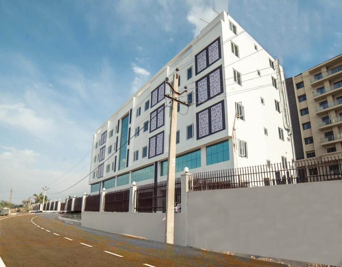 undefined Hotel Aarunya Royale 7