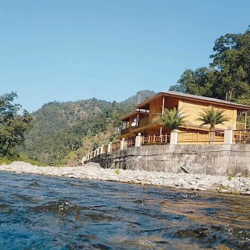 The Corbett Downtown Resort Cottage 6