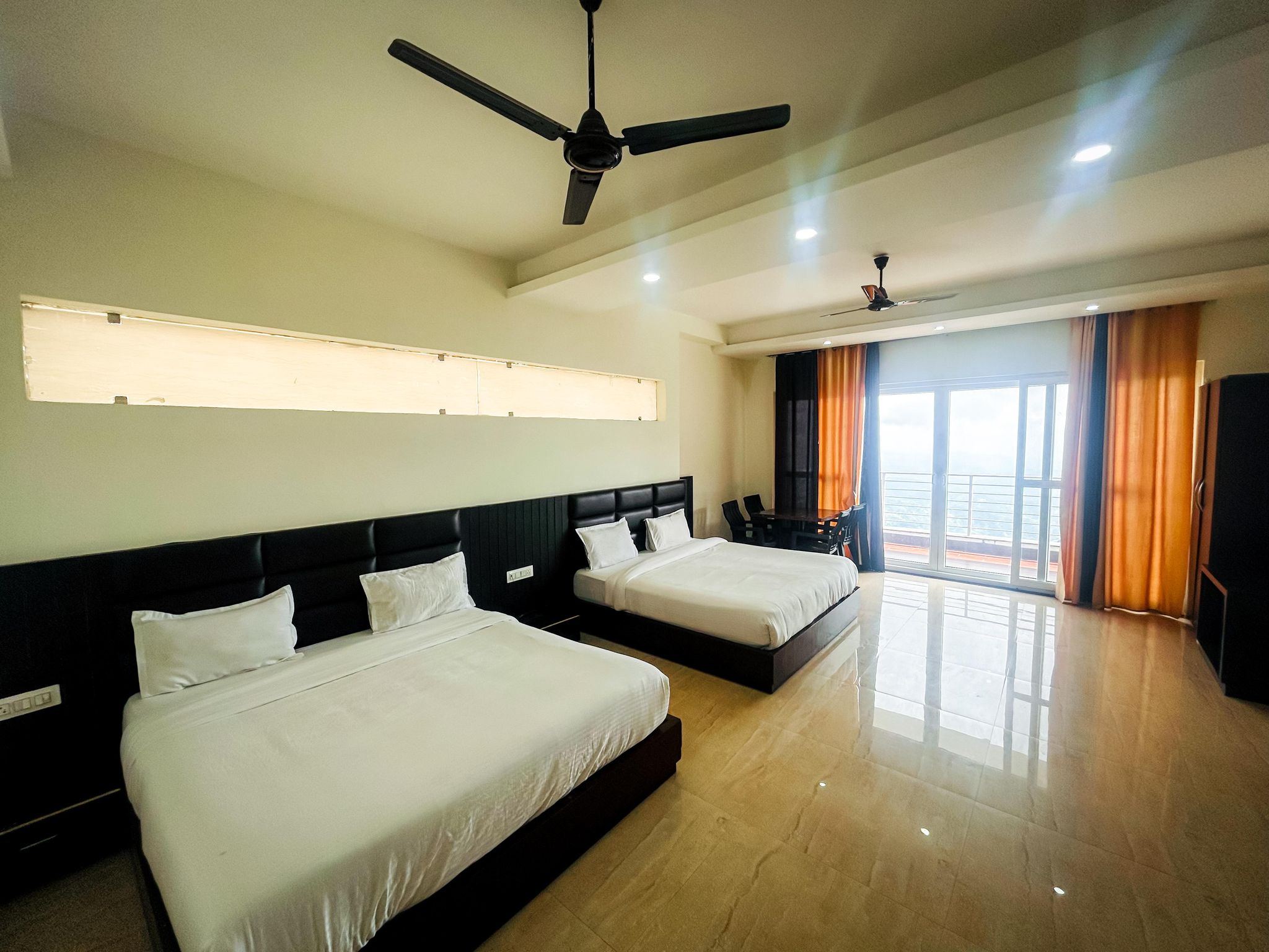 Eden Resort Deluxe Room 2