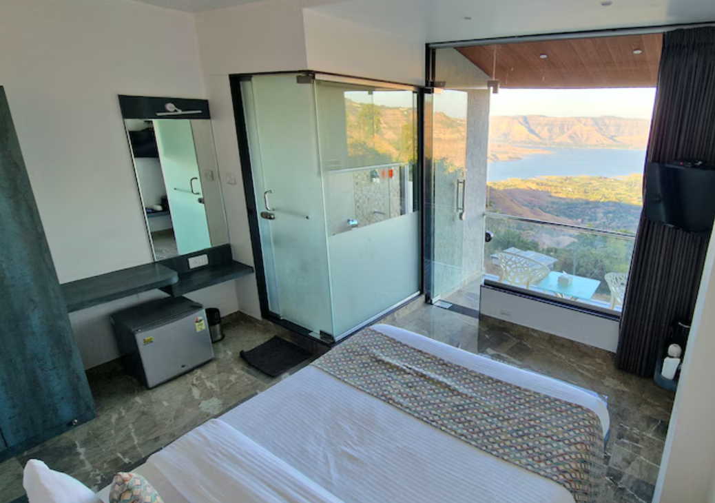 Miraya Prive (Balcony, Privacy for Couples)