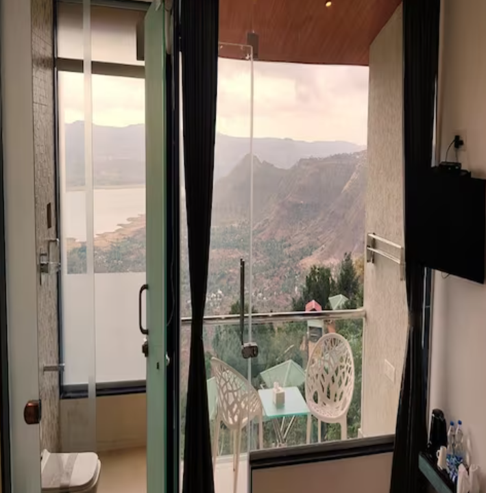 Miraya Prive (Balcony, Privacy for Couples)