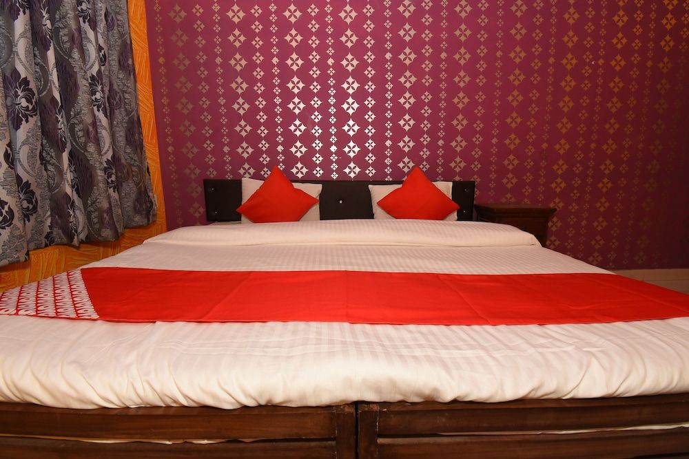 undefined OYO 38412 Kavya International 8