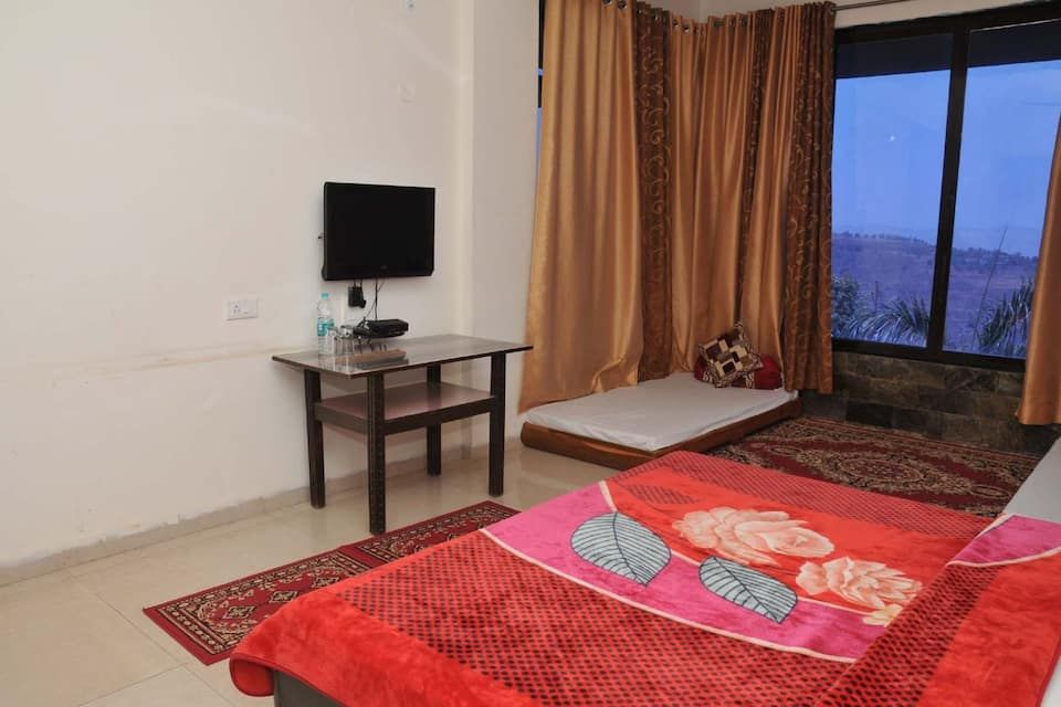 Deluxe Non AC Room