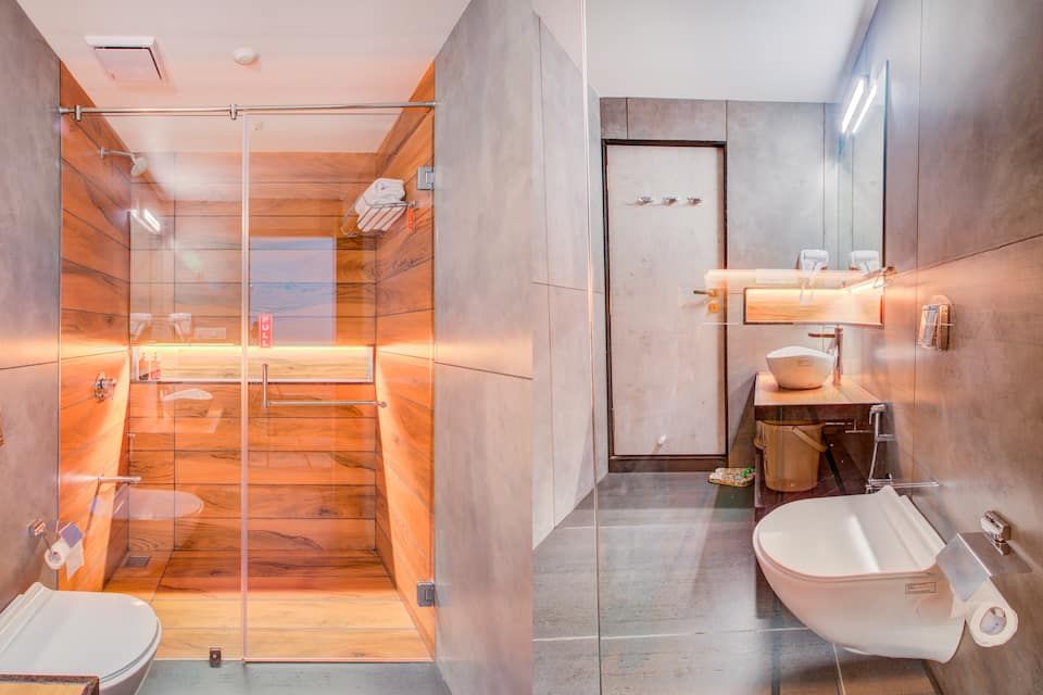 Hotel Mala's Premium Room with Balcony 2