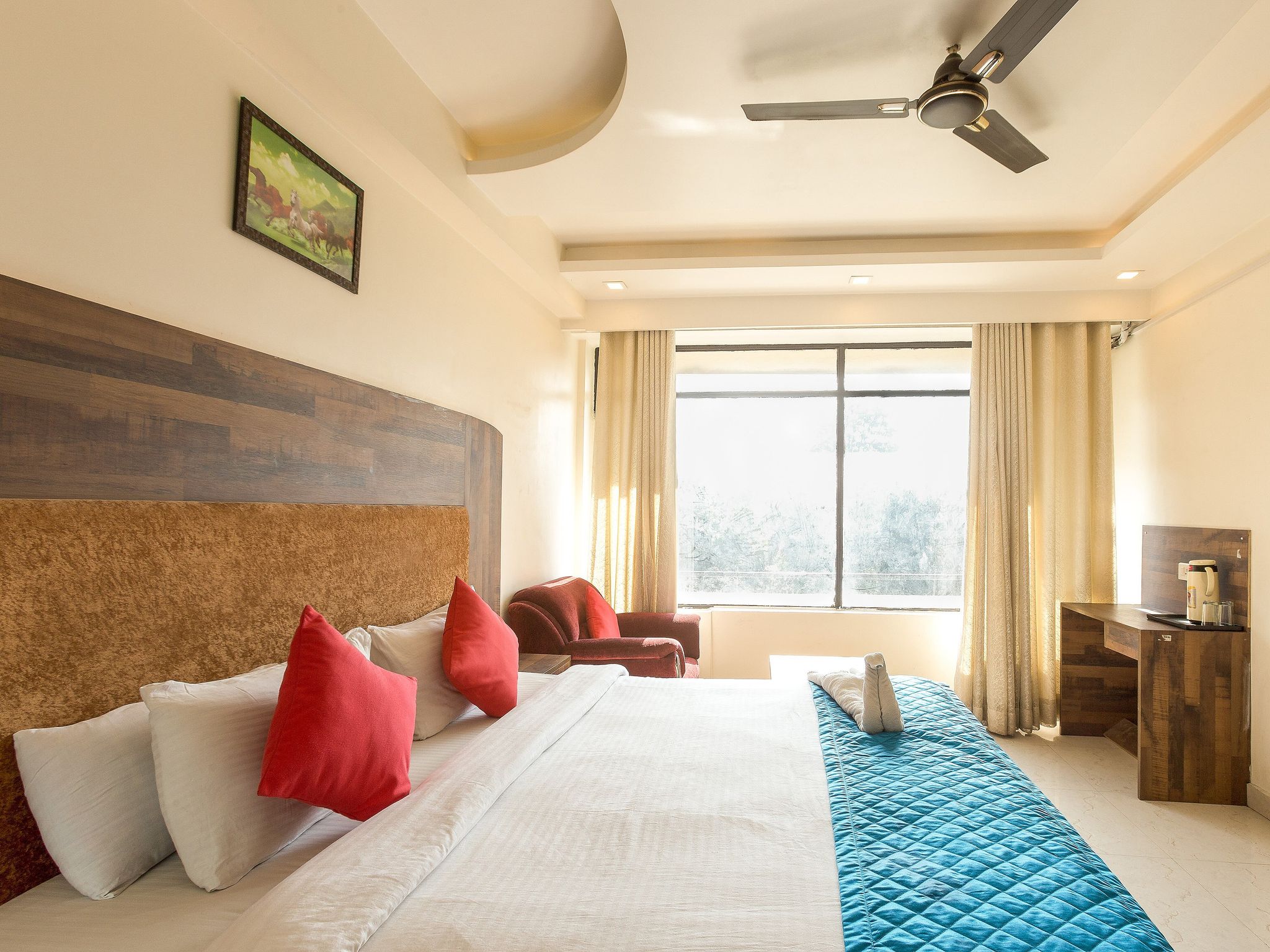 Hotel Sunrise Deluxe AC ROOM 4