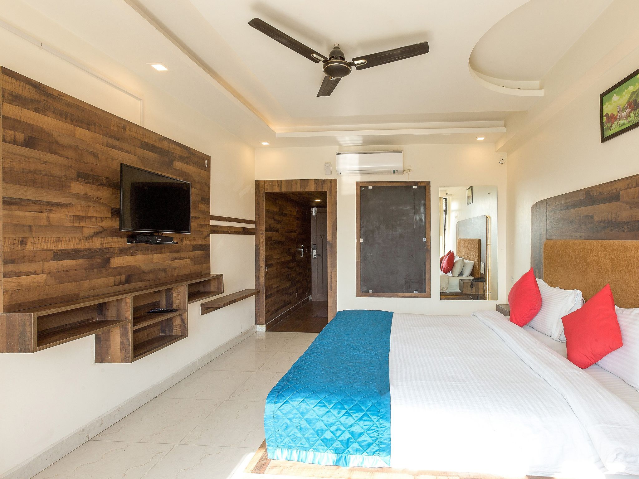 Hotel Sunrise Deluxe AC ROOM 2