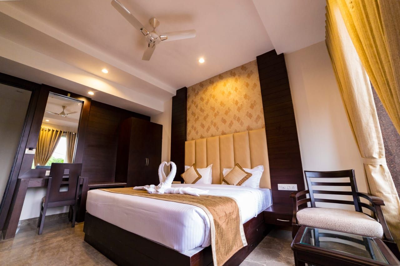 Super Deluxe Room With Attached Balcony