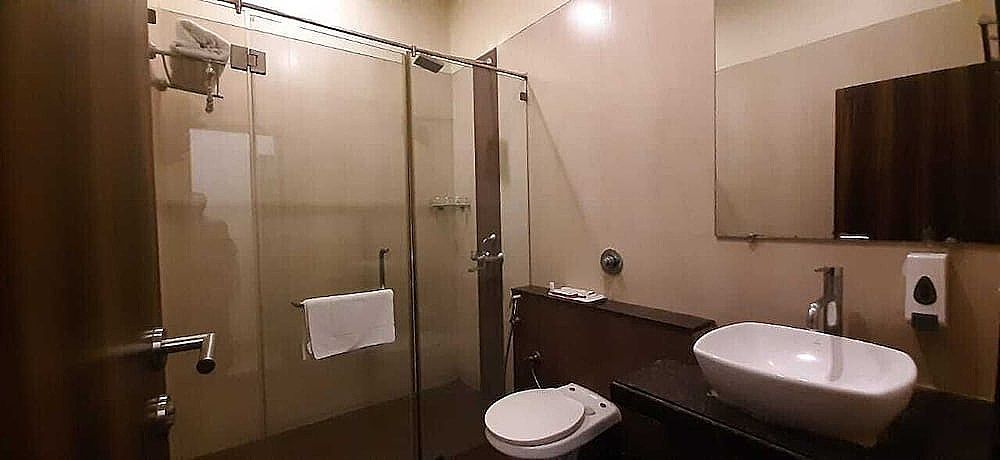 Vijaya Tej Clarks Inn Standard Double Room, 1 Double Bed 7
