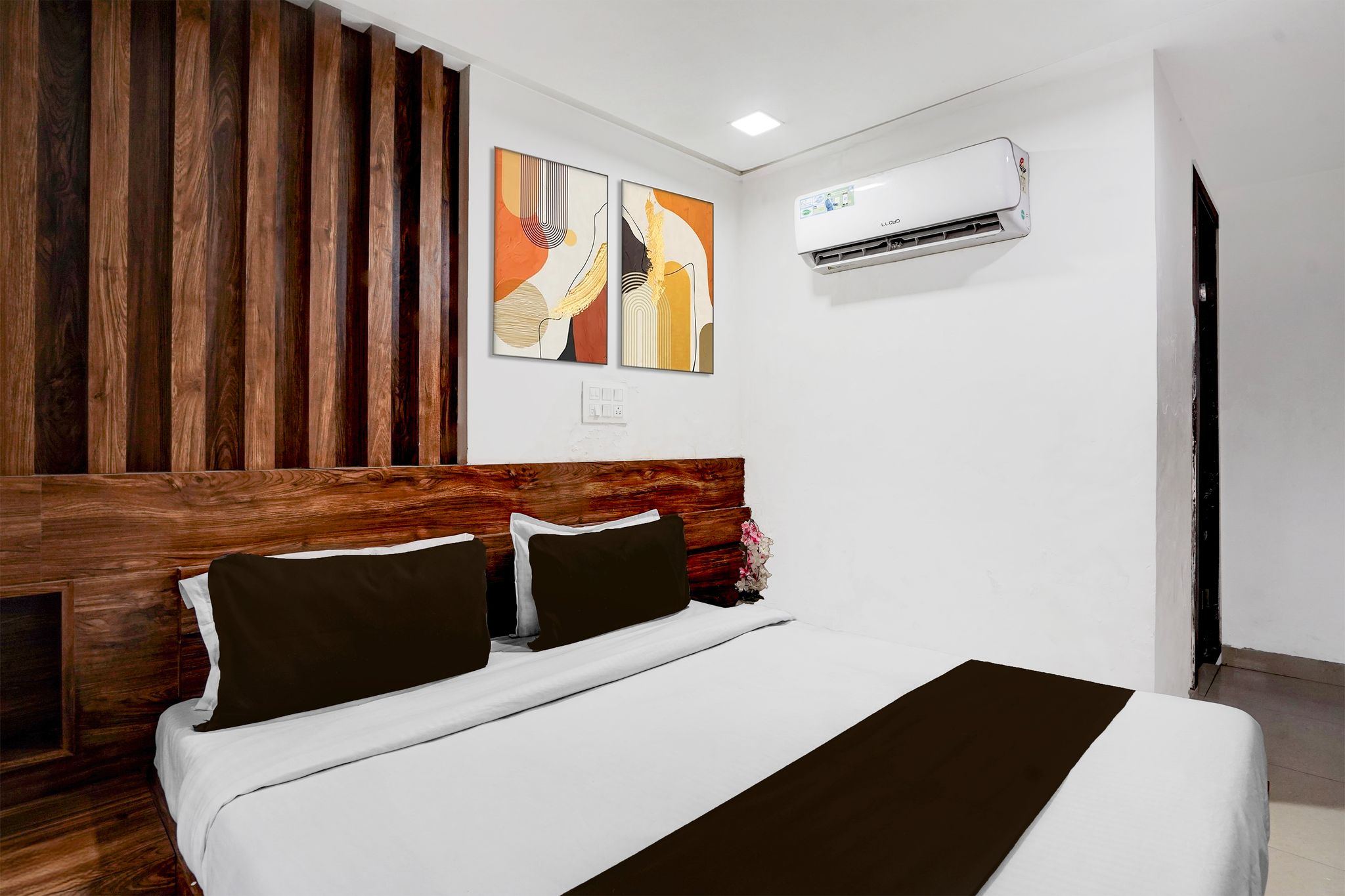 Collection O Mall Road Bathinda Formerly Hotel Galaxy Classic 5