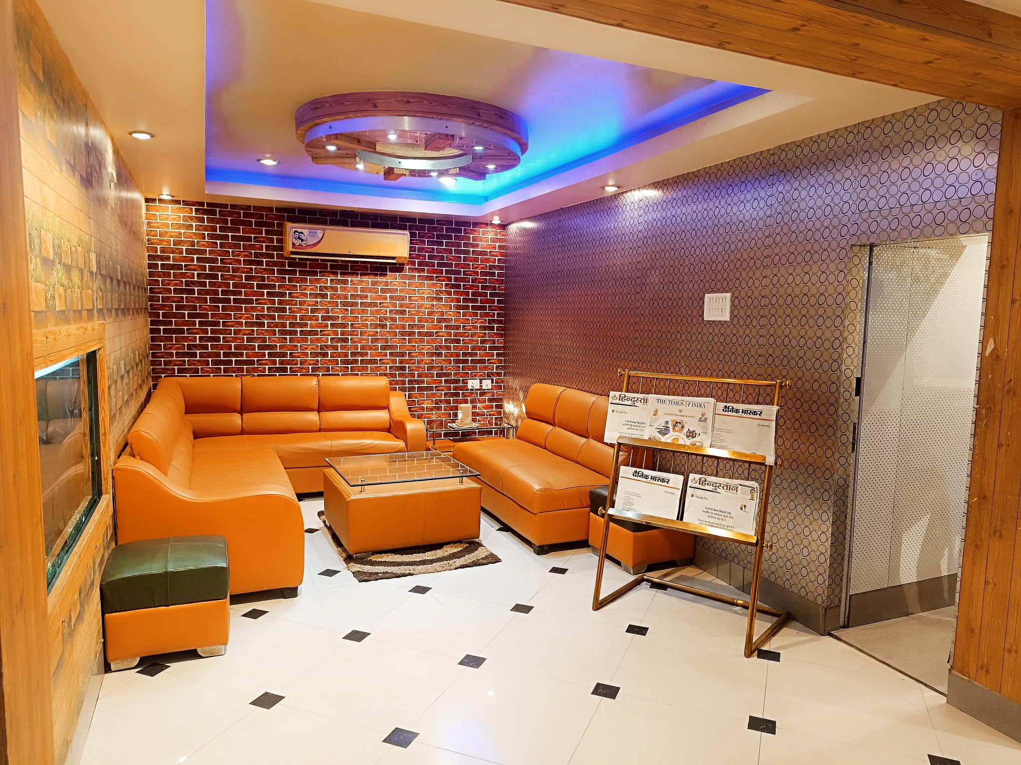 undefined Grand Corporate 2