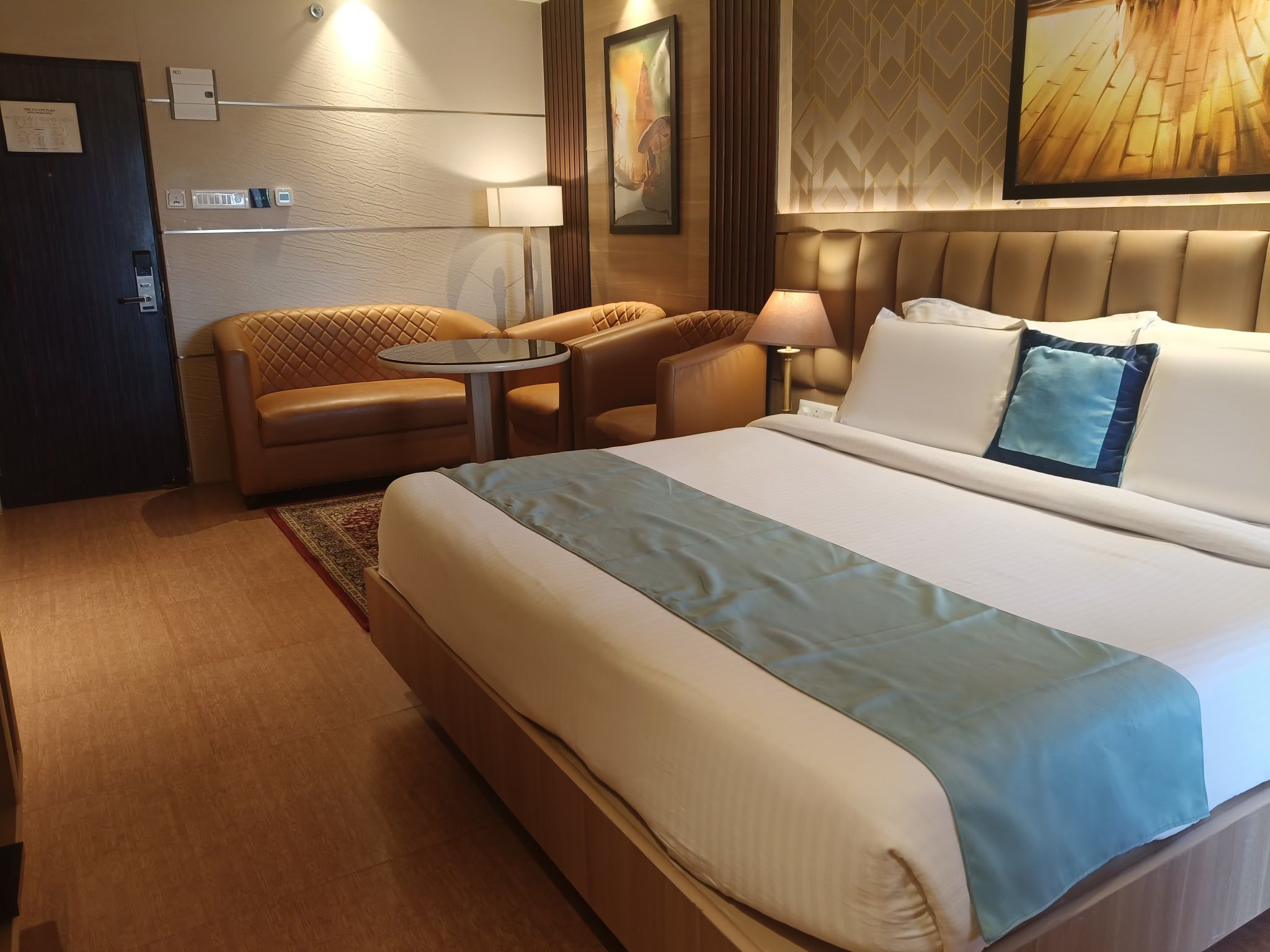 Vatika Premier Hotel Executive Room DBL 14