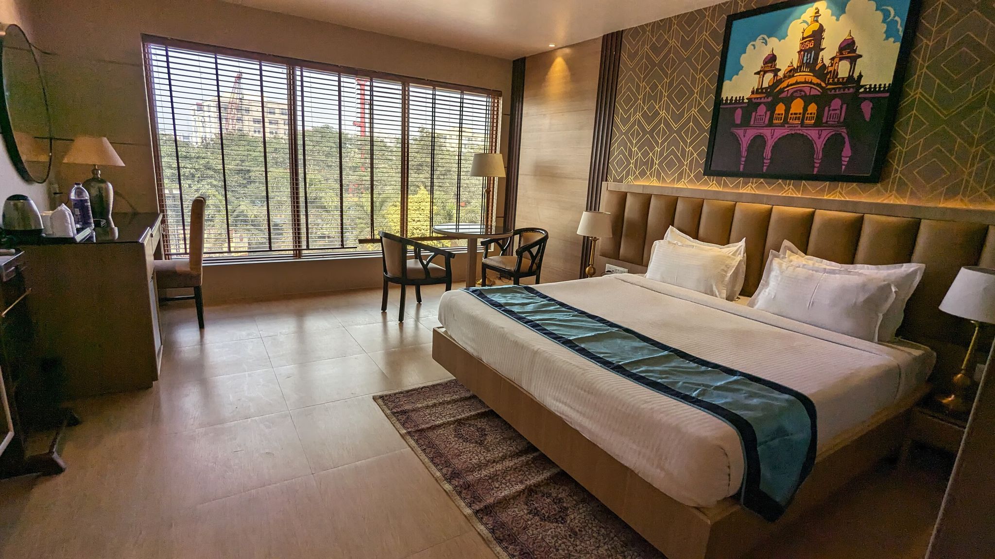 Vatika Premier Hotel Executive Room DBL 18