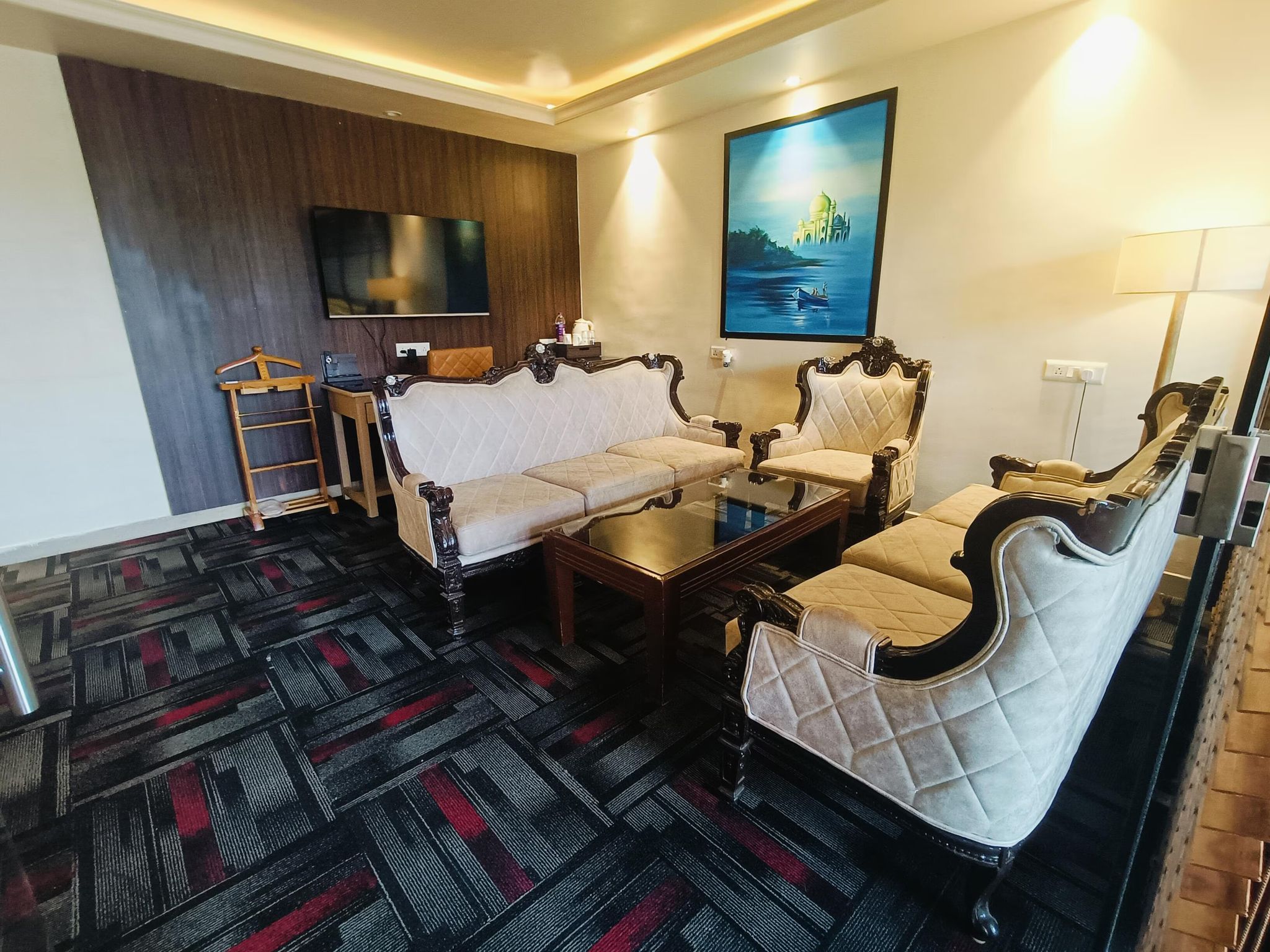 Vatika Premier Hotel Executive Room DBL 23