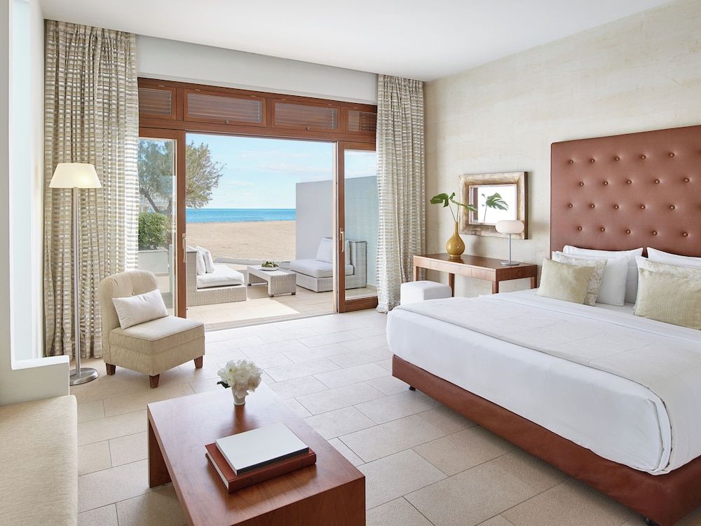 Creta Beach Villa Sea Front & Private Pool