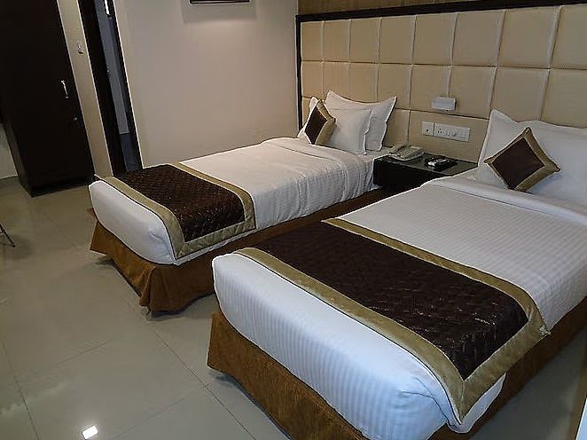 undefined The AVR Hotel 5