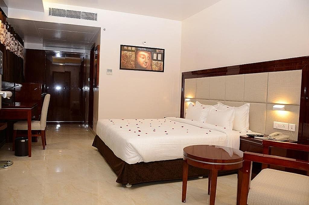 undefined The AVR Hotel 7