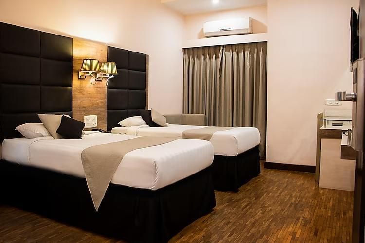 Hotel Alpine Continental Double AC without Window King / Twin - Basement Room 2