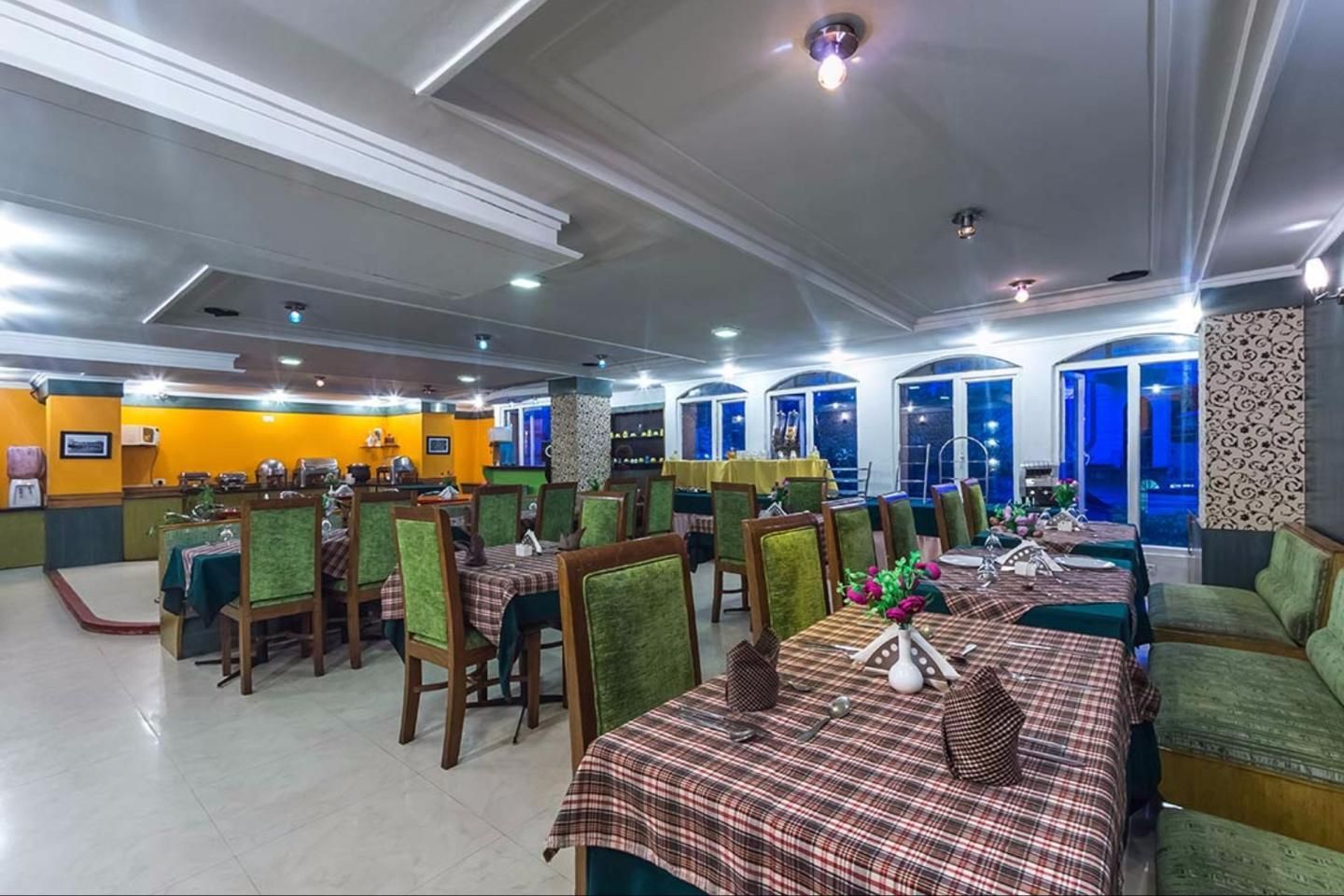 undefined Hotel Alpine Continental 4