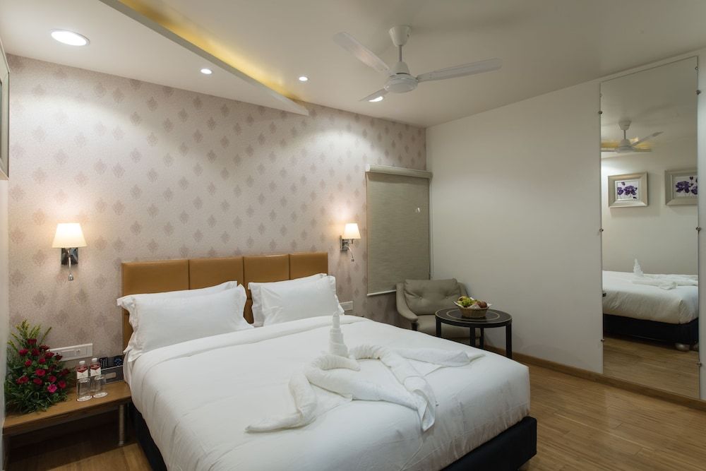 undefined Hotel Atishay Bhopal 10