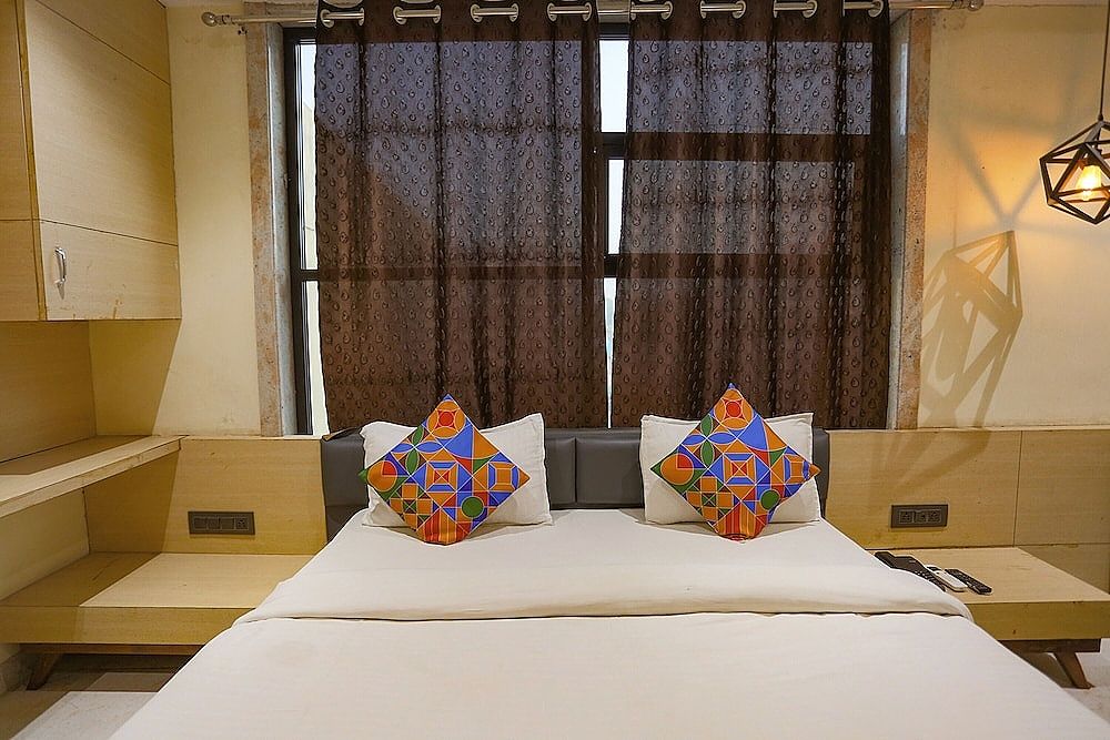 undefined FabHotel Sun Park 10