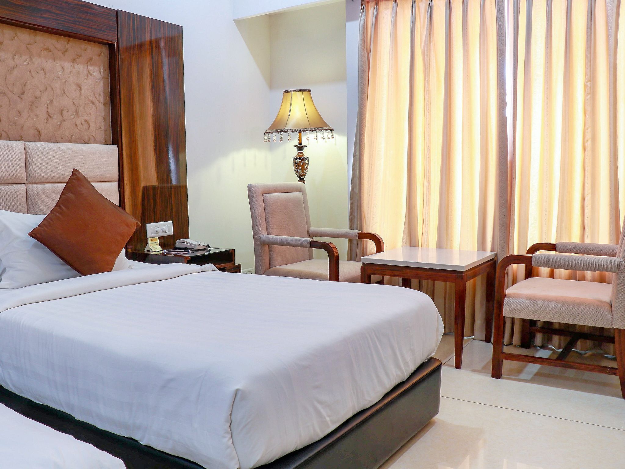 The Celestial Park club room twin bed 2