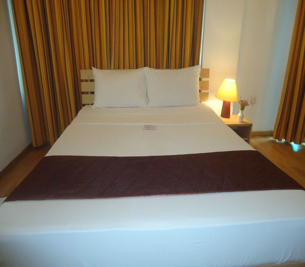 Global Towers Hotel & Apartments Standard Double or Twin Room 5