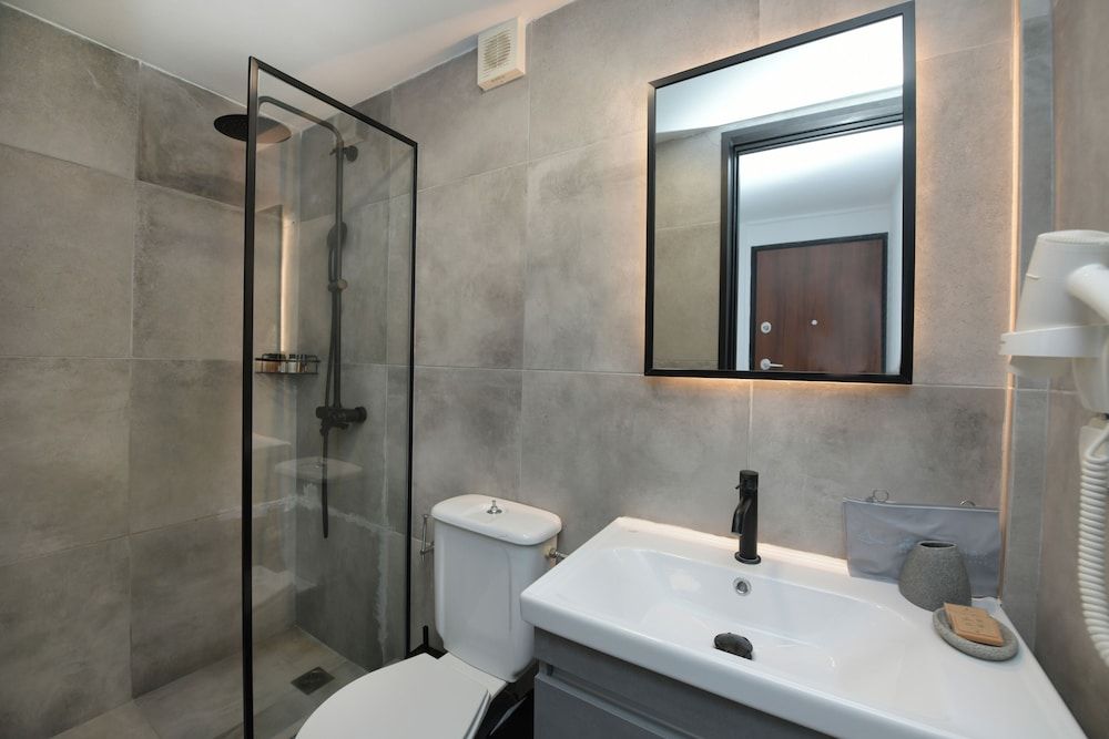 Kosmoplaz Beach Hotel Standard Double Room - Upper Floor 10