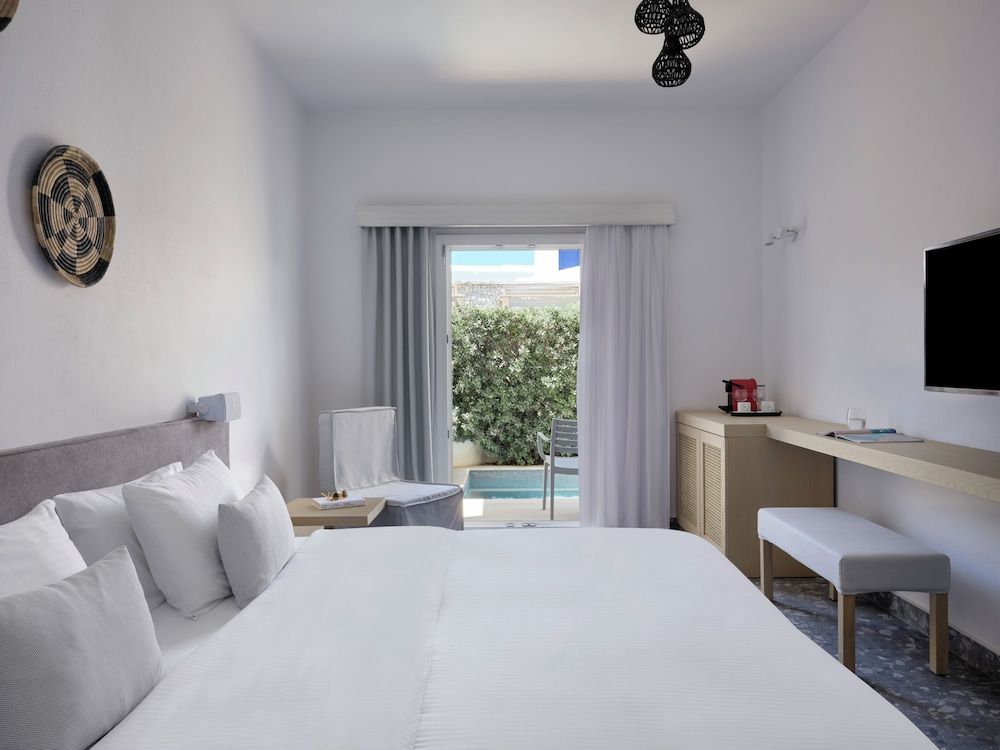 Kosmoplaz Beach Hotel