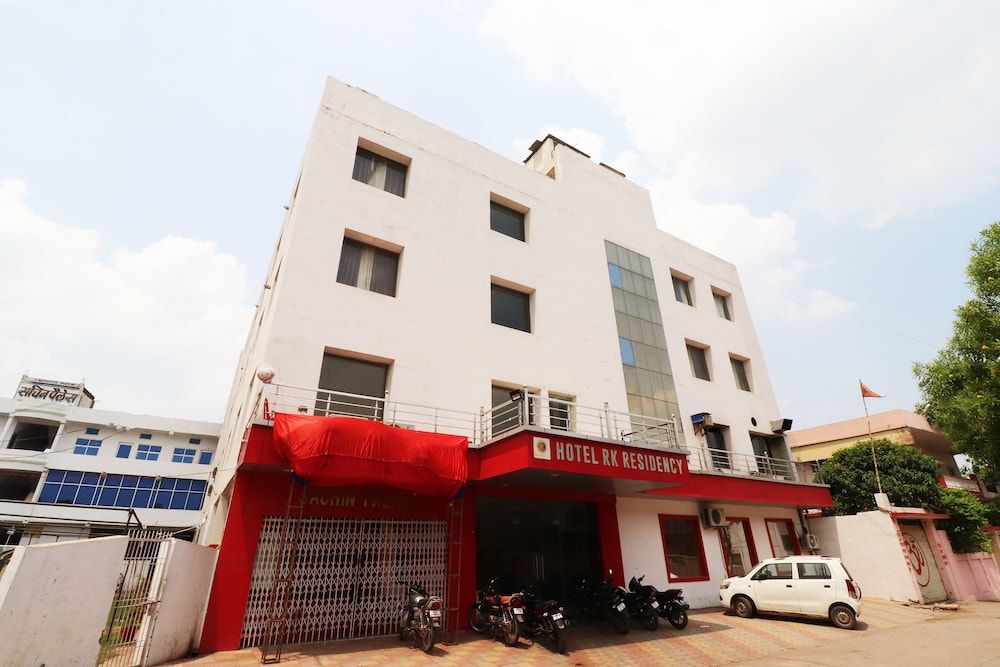 undefined OYO 6993 Hotel Rk Residency